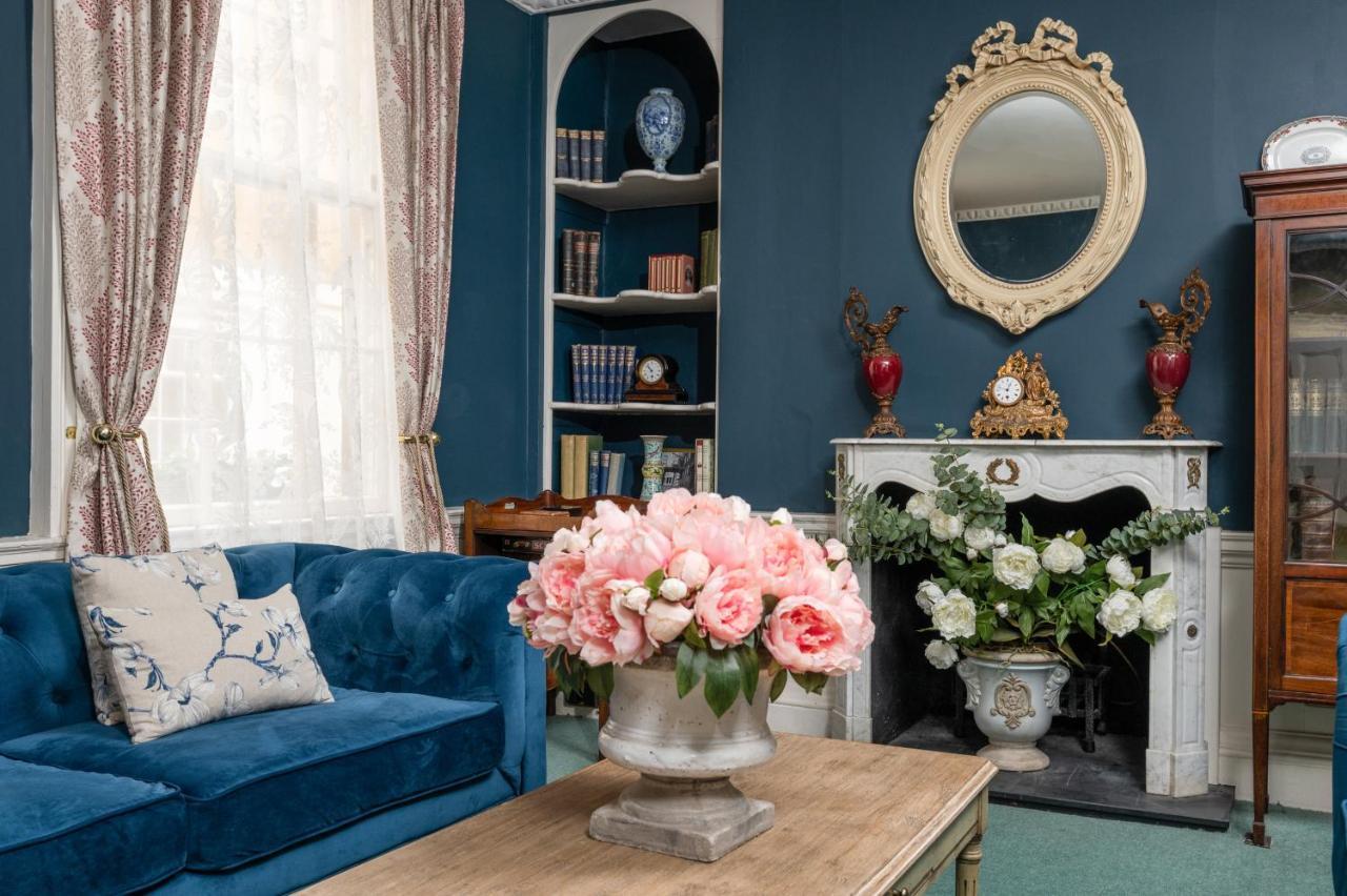 Abbey Mews In The Heart Of Bath, Bath Keys Apartment Bagian luar foto