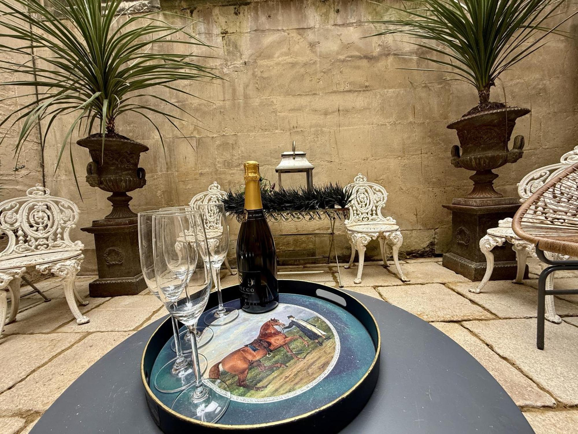 Abbey Mews In The Heart Of Bath, Bath Keys Apartment Bagian luar foto